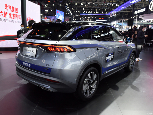 124KW Total Motor Power Baic Beijing X7 PHEV Plug in Hybrid SUV Car with Left Drive