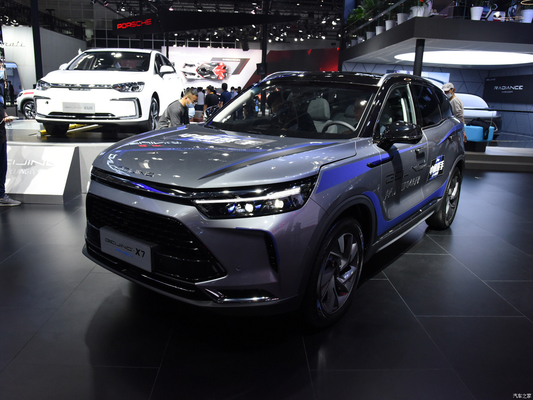 124KW Total Motor Power Baic Beijing X7 PHEV Plug in Hybrid SUV Car with Left Drive