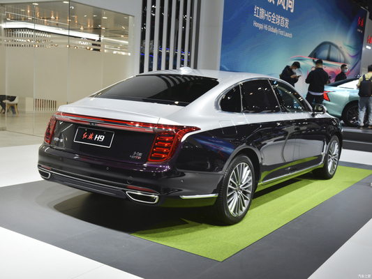 ESC-Equipped Hongqi H9 2.0T Sedan Electric Rearview Mirror and for Optimal Driving