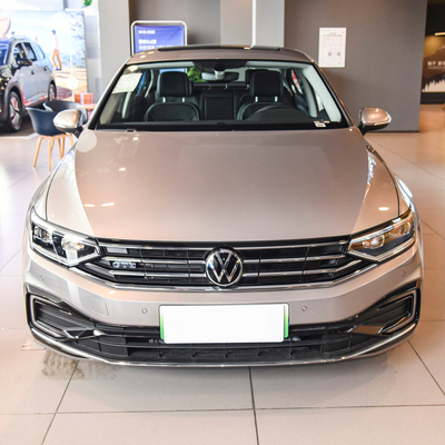 116KW Total Motor Power 2022 Magotan Plug-in Hybrid GTE Luxury 4-Door 5-Seater Vehicle