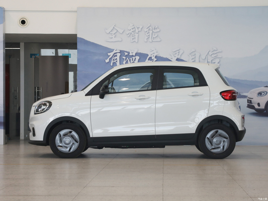 LEAPMOTOR T3 200 5-door Electric Car with 4 Seats and Hybrid Technology Integration