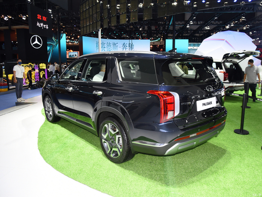2023 Hyundai Palisade GLS 3.5L 5-Door 7-Seat SUV with Automatic Four-Wheel Drive