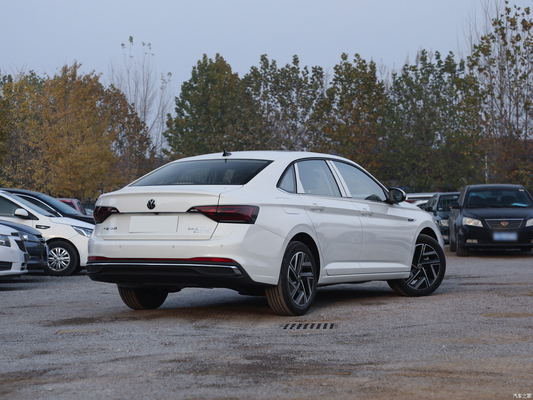 2023 Volkswagen Sagitar 300TSI DSG Leap Version Sedan with Rear Camera and Automatic AC
