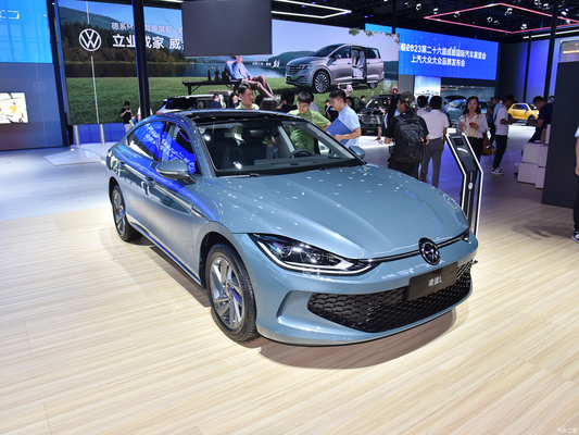 Euro VI Emission Standard 2024 Volkswagen Lamando L 200TSI DSG Trendy Version Hatchback