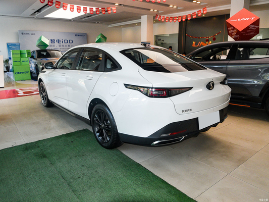 2023 Changan Lamore Blue Whale NE1.5T GDI DCT Sedan TPMS for Safe and Smooth Driving
