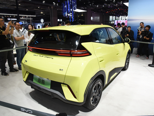 55KW Total Motor Power BYD Seagull Flying Auto Electrico EV Electric Car 405km CLTC