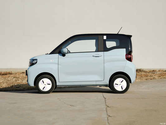 Chery QQ Ice Cream EV Mini Electric Car 3 Door 4 Seats Top Speed 100 KM/h for Adult