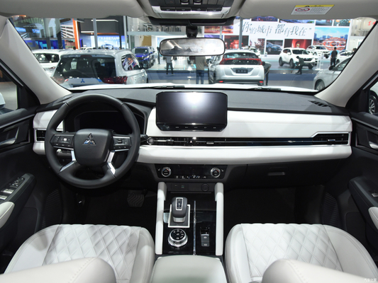 Electric Steering System 2023 Mitsubishi Outlander 1.5T Four-Wheel Drive Zunyao SUV