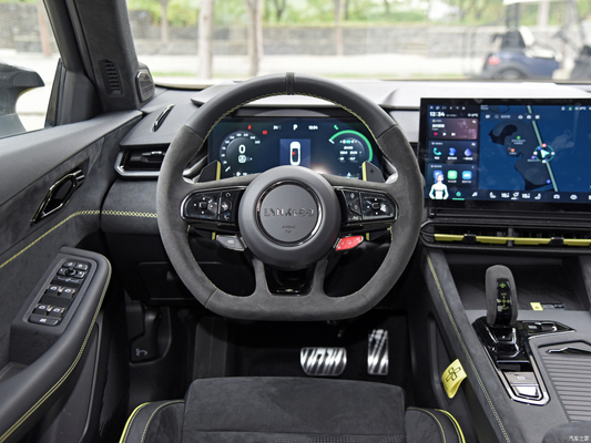 2023 Lynk Co 03 2.0TD Automatic Sedan 5 Seats 5 Airbags TPMS Included Top Speed 250KM