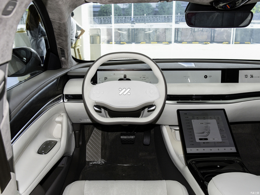 5098*1960*1485mm Hybrid Fuel Type Luxury Electric Sports Car for High Speed Performance