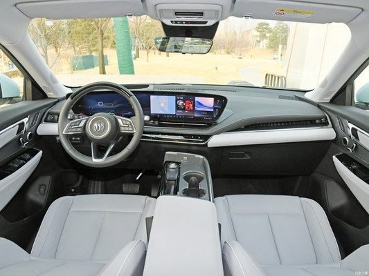 620KM CLTC 2023 Buick E5 Energy Electric Car with Long Range and Comfortable Interior