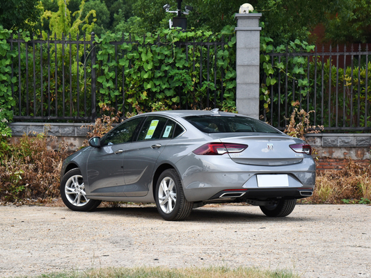 4904*1863*1461mm 2024 Buick Regal 25T Super Edition 4-Door 5-Seater Gasoline Car with ESC