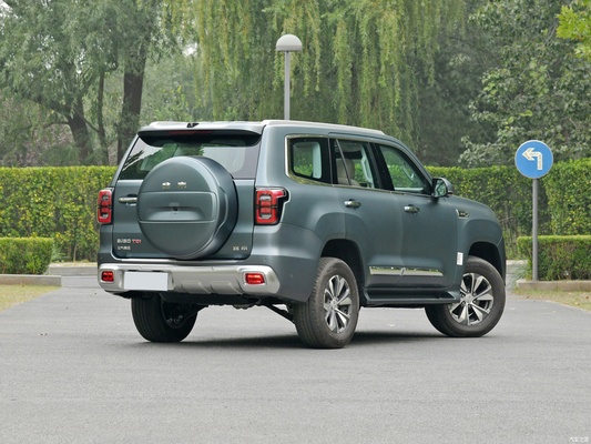 BAIC BJ60 2.0T Large Displacement Off-Road SUV Made in with 5 Seats and Big Space