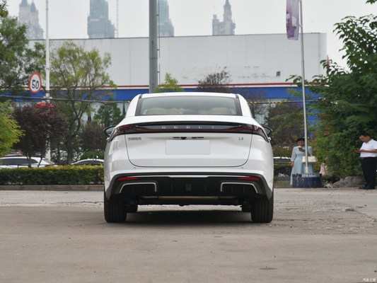 Geely Galaxy L6 2023 60km Hybrid PLUS Sedan As picture 1.5T Electric Car for CLTC 60k