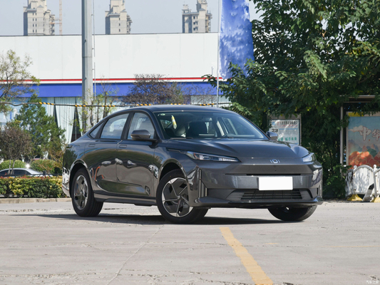 Fuel type Hybrid Changan A05 Plug-in Hybrid Car 5 Seats Three Boxes 2024