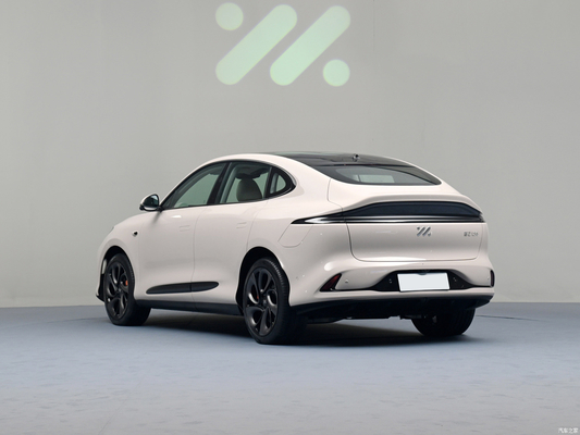 2023 IM LS6 MAX Super Performance Electric Car 702KM Super Long Range and Seats for 5