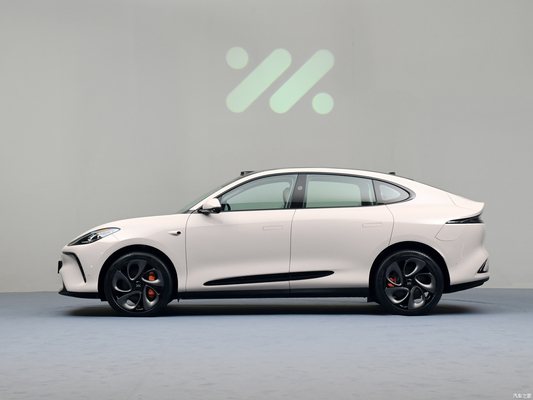 2023 IM LS6 MAX Super Performance Electric Car 702KM Super Long Range and Seats for 5