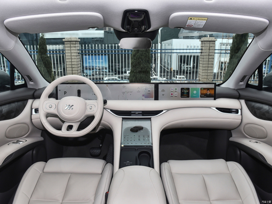 2023 IM LS6 MAX Super Performance Electric Car 702KM Super Long Range and Seats for 5