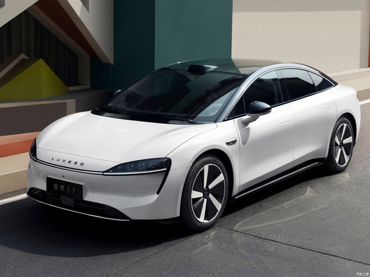 210 KM/h Top Speed Huawei Chery LUXEED S7 Electric Auto Sedan 4 Door 5 Seater Hybrid