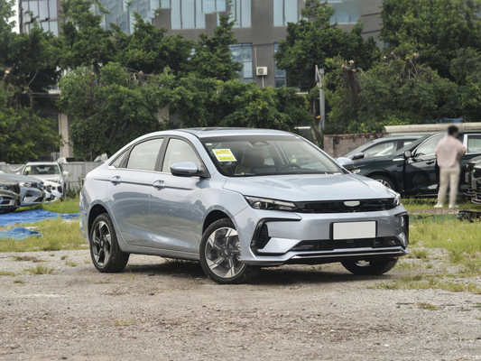 Geely Emgrand L HiP Hybrid 5-Seater Sedan 100KM Electric Range Left Drive 5 Seats