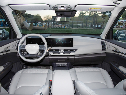 Kia EV5 2023 2024 Electric Car 530km CLTC Light Air Land Long Range SUV for Your Benefit
