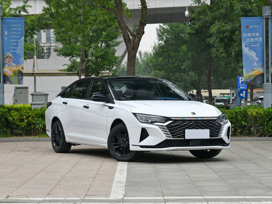 Electric One Key Lifting Rear Window Dongfeng Max 2024 Hybrid 1.5T Car for Performance