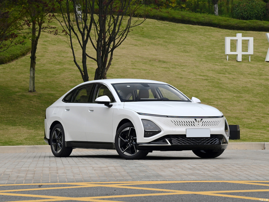 Wuling Xingguang 2023 150 Advanced Hybrid Sedan 4door 5seats 105KM Pure Electric Range