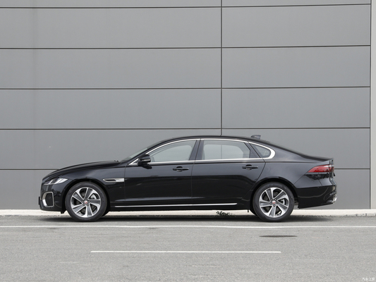 Integral Body Jaguar XFL 2.0T 2000Ps Gasoline Car 2WD Sedan 2WD Elite Luxury Edition