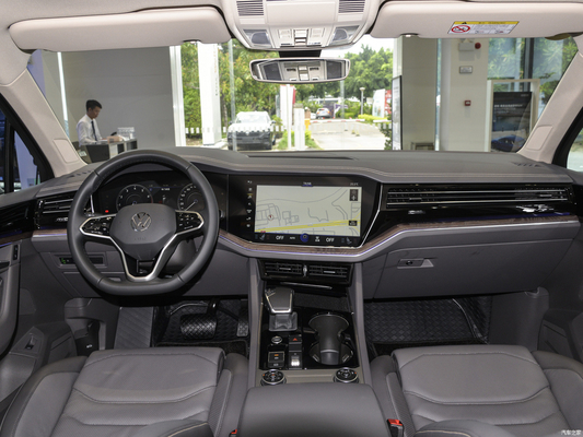 s Top-Performing Touareg 2.0T TSI Ruishang Edition Medium and Large 5-Seater SUV