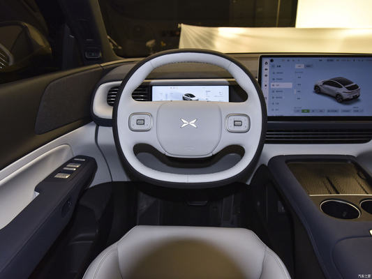 580km Long Range and 755km Top Speed 2023 Xpeng G6 Electric Car with 218KW Motor Power