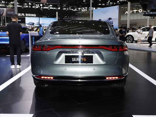 High Speed Pure Electric Car Yuanhang Y6 2023 with 1020KM Long Range and 205km/h Top Speed