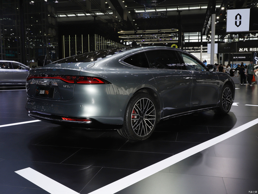 High Speed Pure Electric Car Yuanhang Y6 2023 with 1020KM Long Range and 205km/h Top Speed