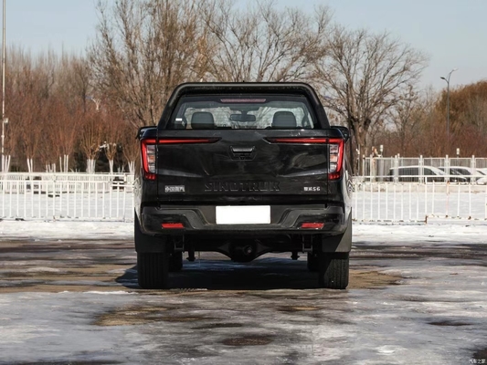 2024 SINOTRUK 2.0T Automatic Diesel 4WD Long-Axis Luxury Pickup Truck for Left Drive