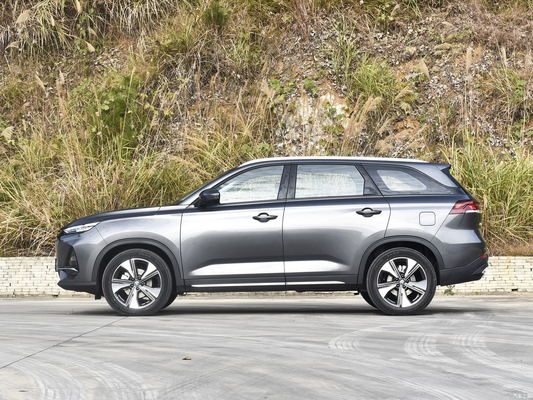 2024 Changan X7 Plus 7-Seater Gasoline Car with 1.5T Automatic Top Speed of 190 KM/h