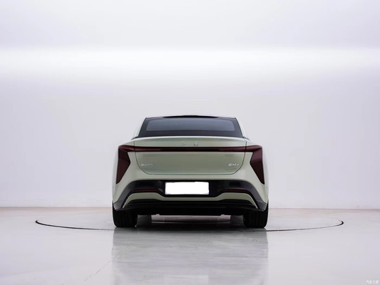 2024 Hongqi EH7 760 Pro Four-Wheel Drive Energy Vehicle with 4 Door 5 Seats Body Structure