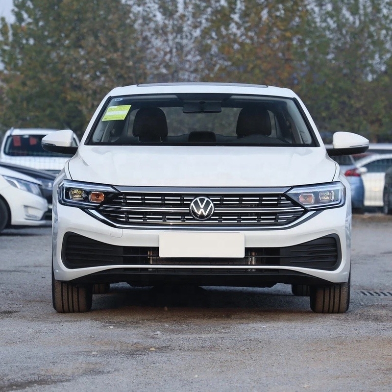 2023 Volkswagen Sagitar 300TSI DSG Leap Version Sedan with Rear Camera and Automatic AC