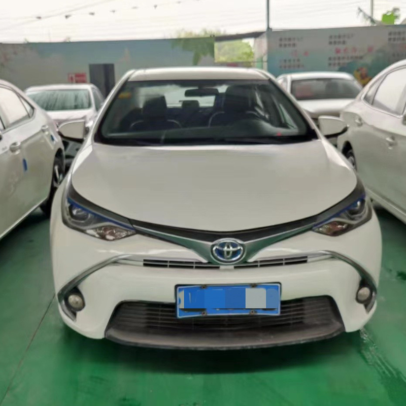 2017 Model 1.8L Hybrid Vehicles Toyota Corolla Levin E-CVT Transmission Fairly Used Cars