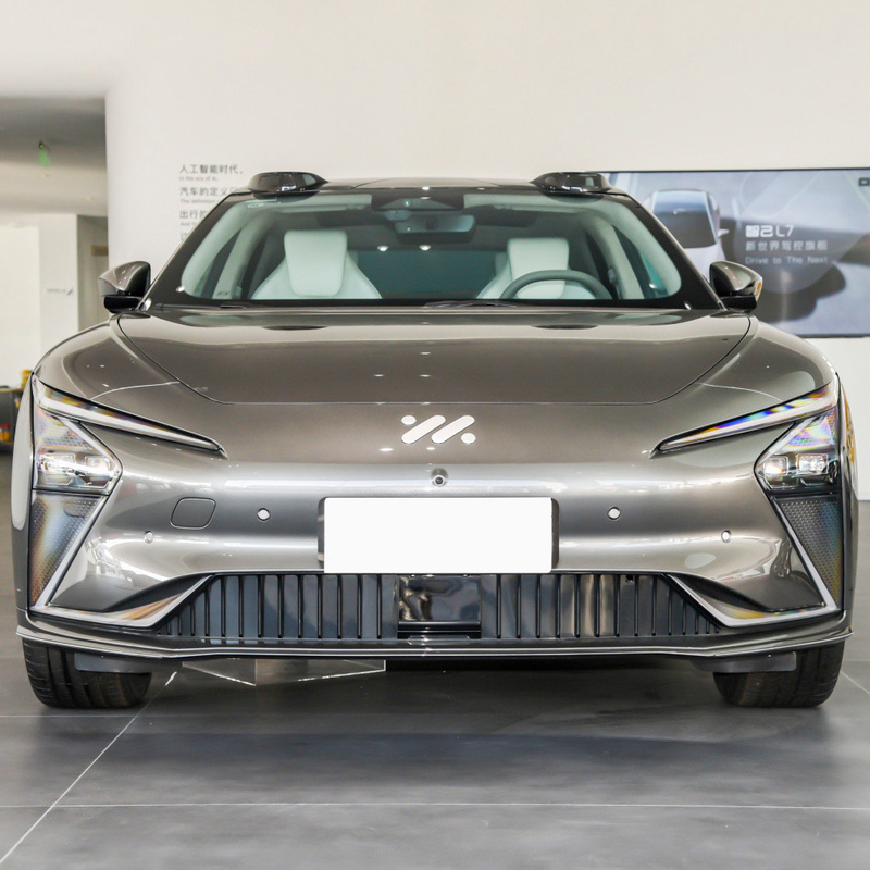 5098*1960*1485mm Hybrid Fuel Type Luxury Electric Sports Car for High Speed Performance