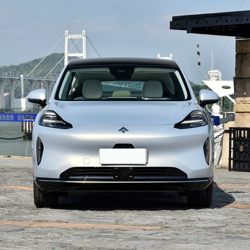 Energy Electric Vehicle 670km Rear-Wheel Drive UHV Version for 5-Seat Body Structure