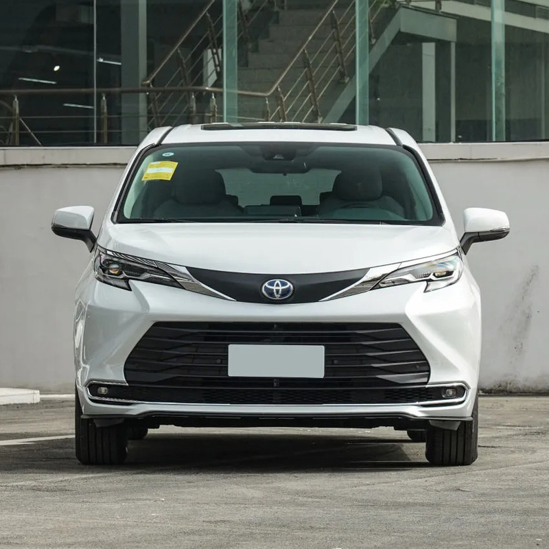 2022 1.5L Clean Version 4-Door 5-Seat Sedan Hybrid Gasoline Vehicle with Touch Screen