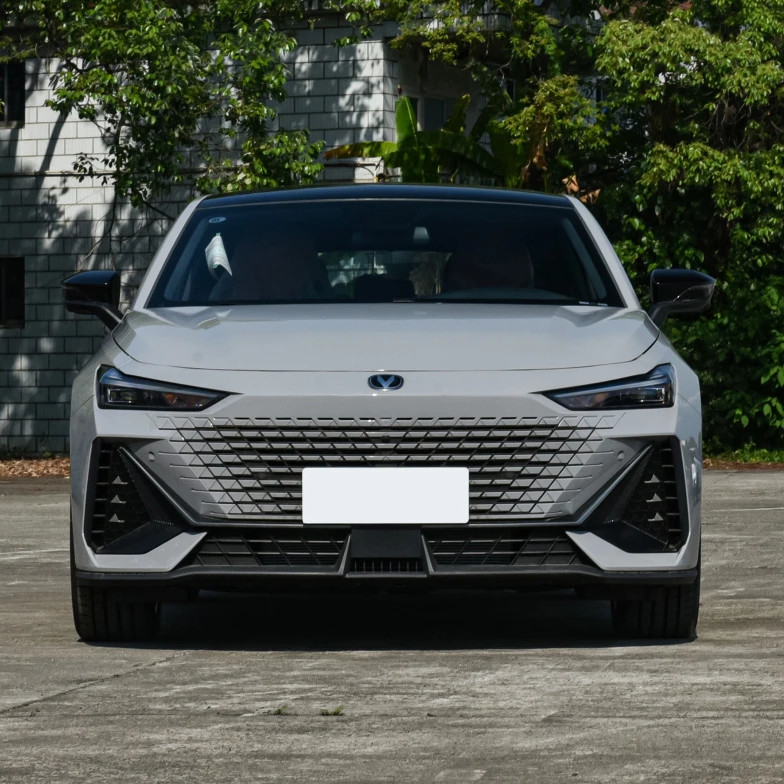 2023 Changan Uni-v 1.5T Hatchback Gasoline Sedan with Cruise Control ACC As Picture