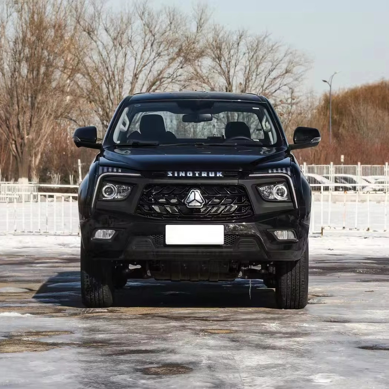 2024 SINOTRUK 2.0T Automatic Diesel 4WD Long-Axis Luxury Pickup Truck for Left Drive