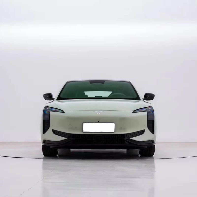 2024 Hongqi EH7 760 Pro Four-Wheel Drive Energy Vehicle with 4 Door 5 Seats Body Structure