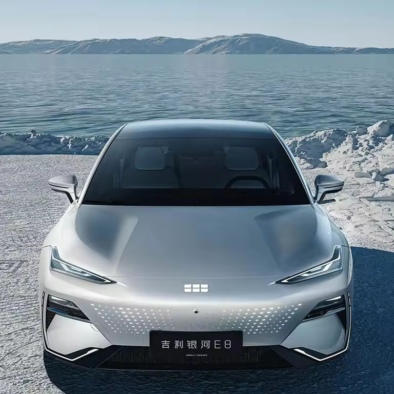200KW Single Motor 2024 Geely Galaxy Yinhe E8 665km Starship Voyage Edition Energy Vehicle